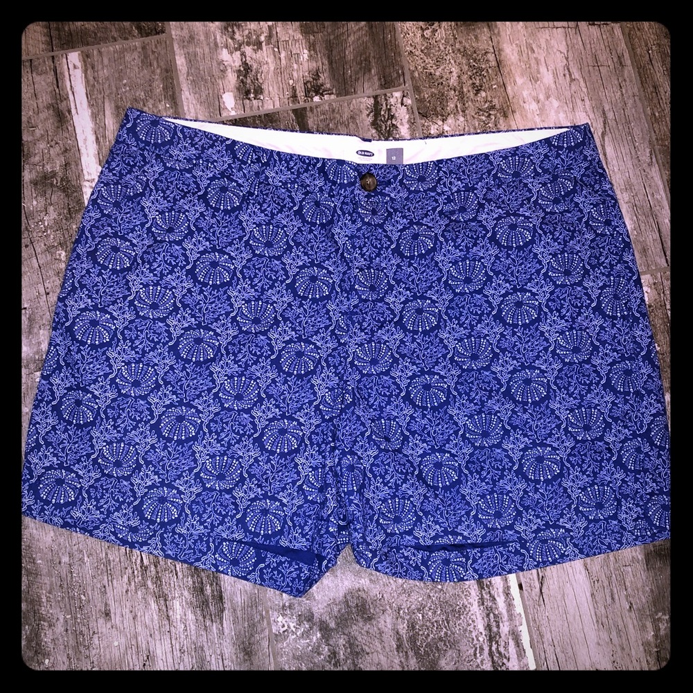 Royal Blue print Old Navy flat front shorts